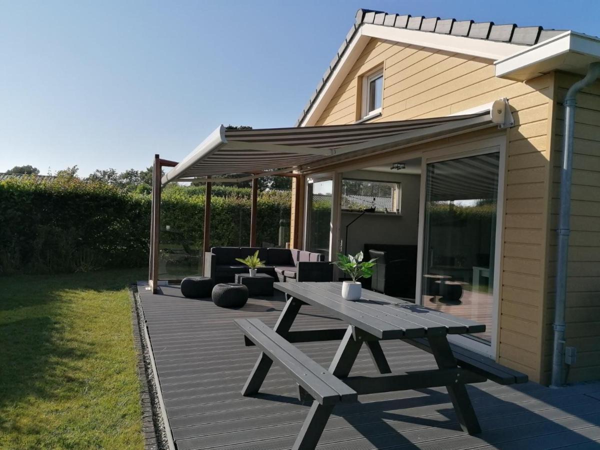 Bright Holiday Home In Noordwijk Near Sea المظهر الخارجي الصورة